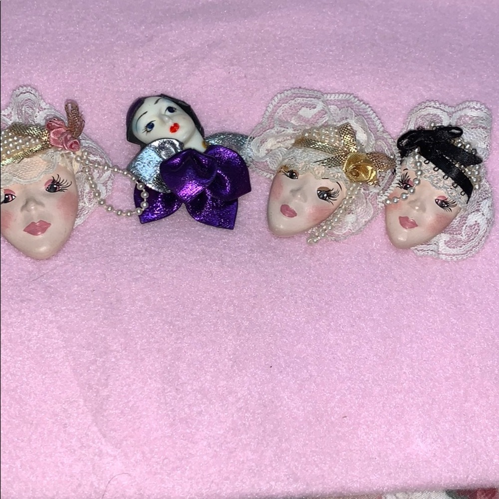 Face Pins